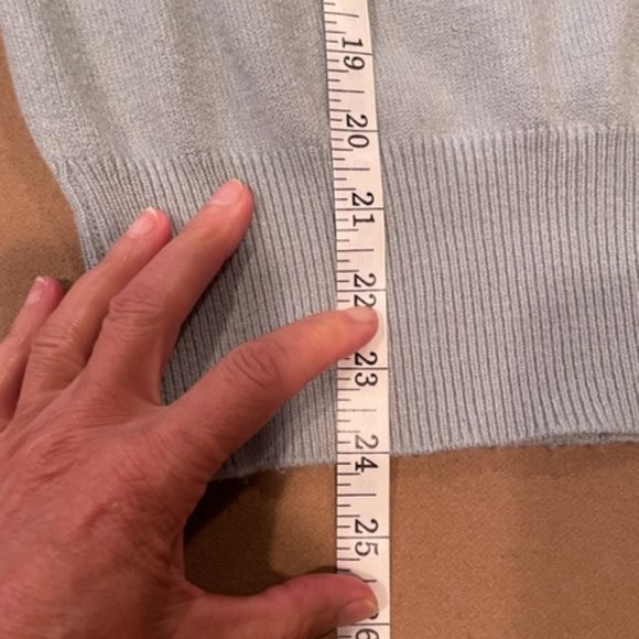 Philosophy Dusty Blue V-Neck Sweater - Size Medium - Picture 12 of 12